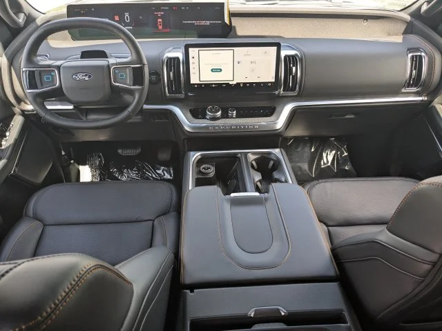 New 2027 Agate Black Metallic Ford Tremor® image 16