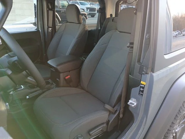 New 2026 Anvil Clear-Coat Exterior Paint Jeep Sport S image 20