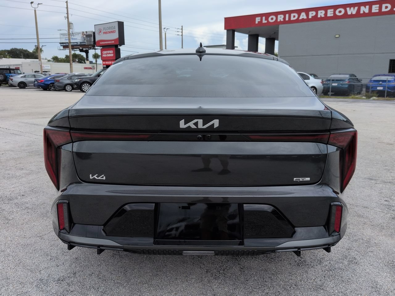 New 2026 Interstellar Gray Kia GT-Line image 5