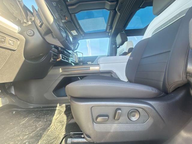 2025 GMC HUMMER EV 3X - Photo 12