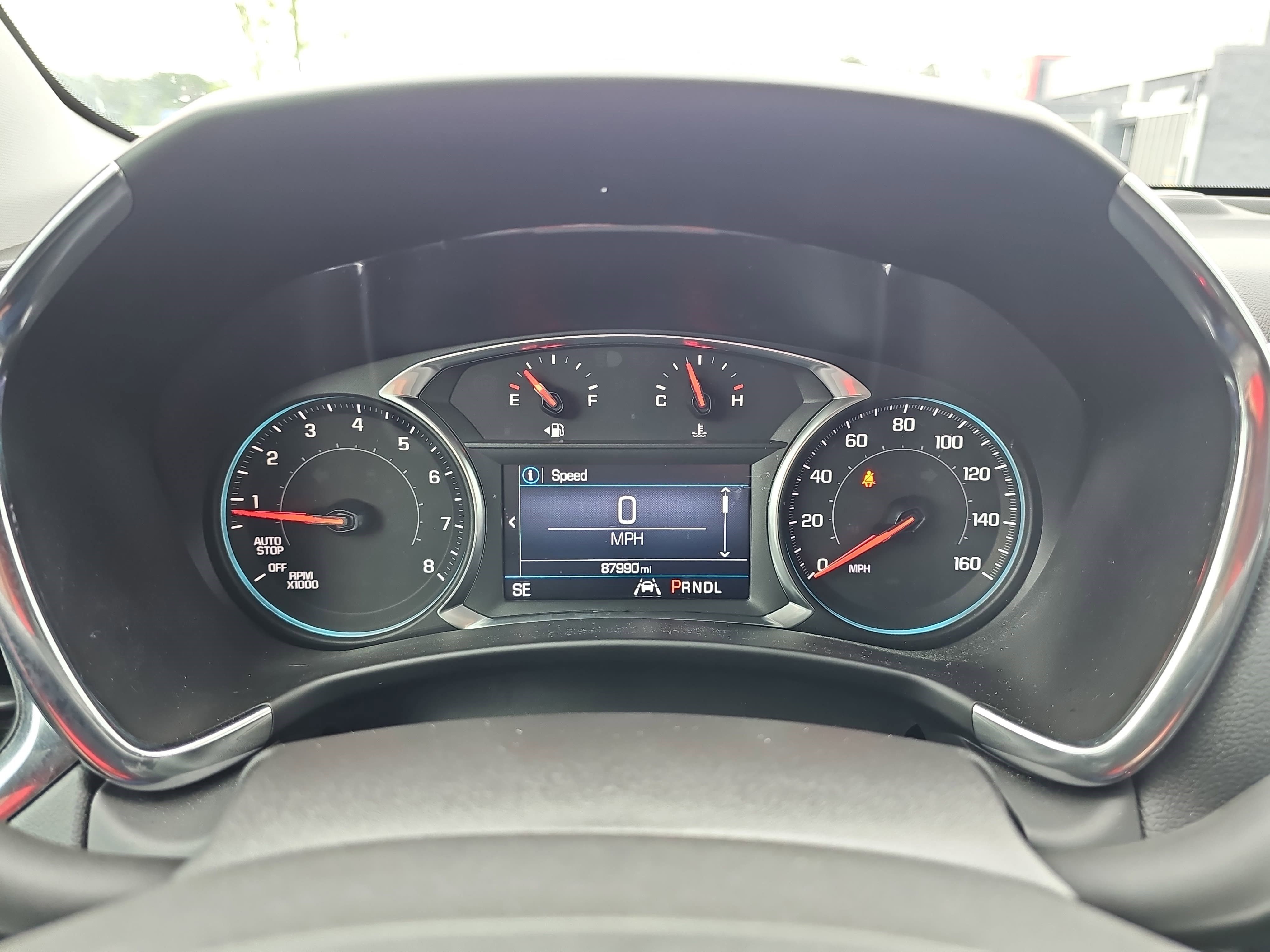 Used 2022 Silver Ice Metallic Chevrolet LT image 34