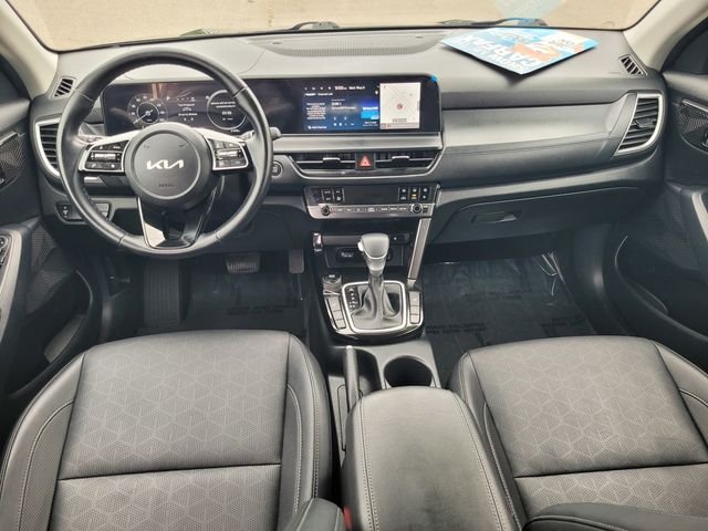 Used 2024 Black Kia EX image 16