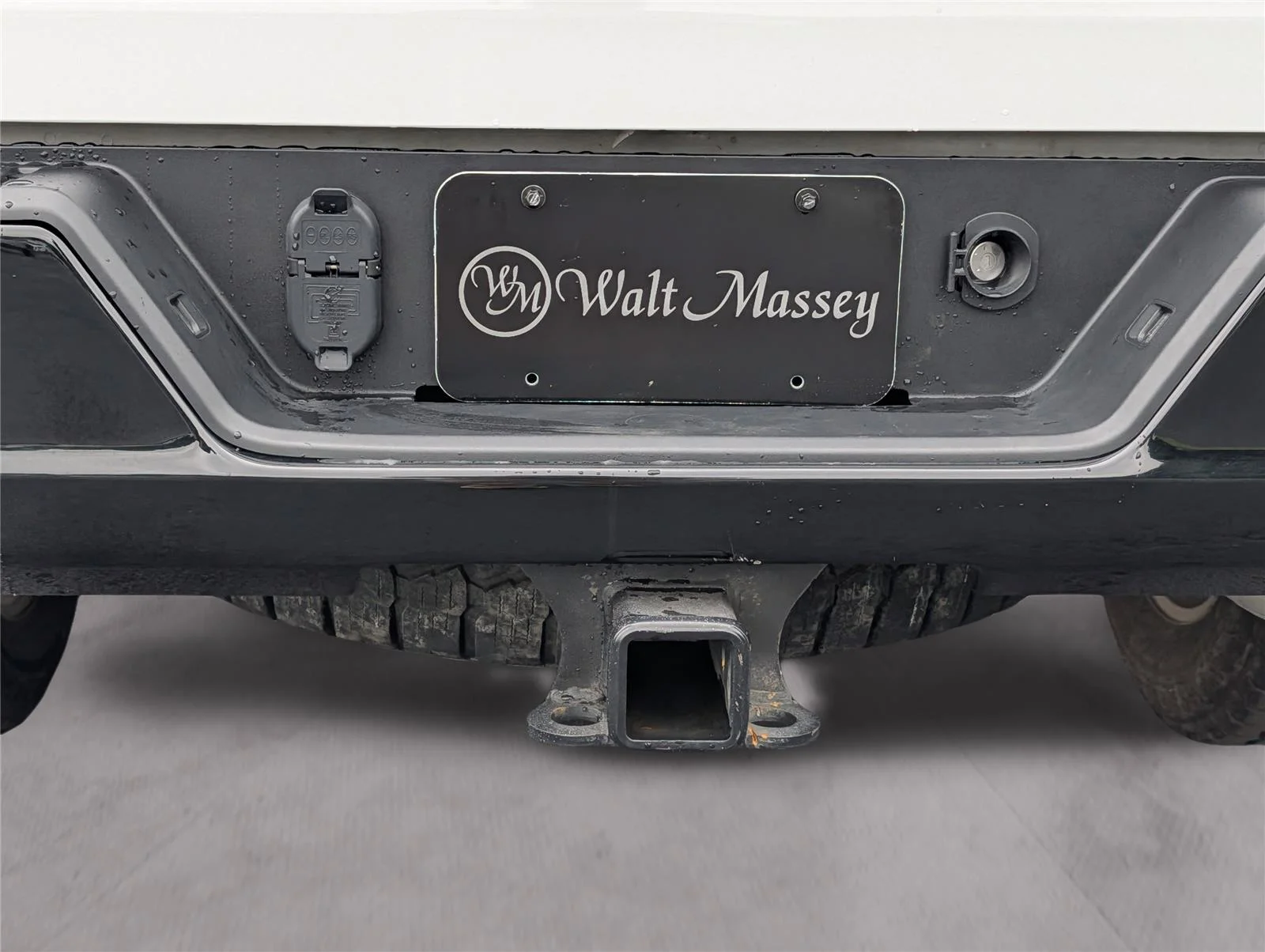 Used 2023 Summit White Chevrolet Custom image 38