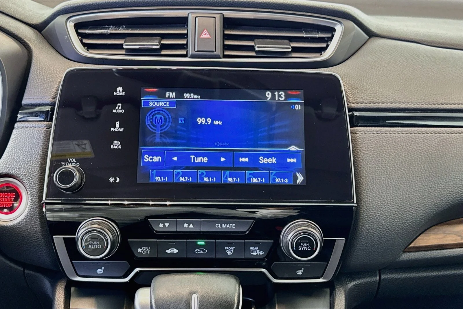 Used 2022 Platinum White Pearl Honda EX-L image 15