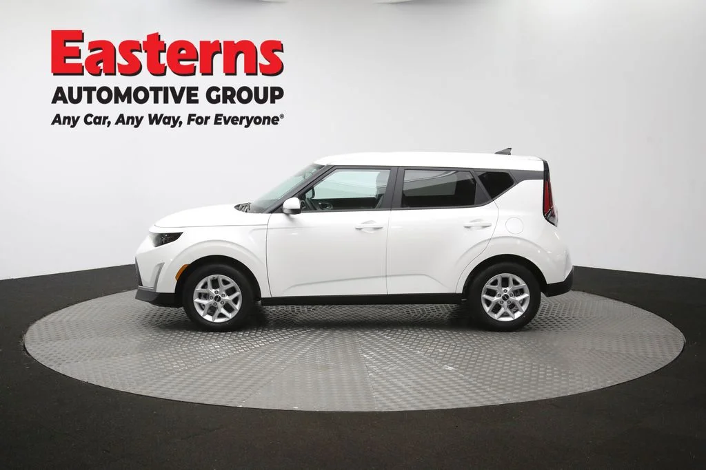 Used 2025 White Kia LX image 58