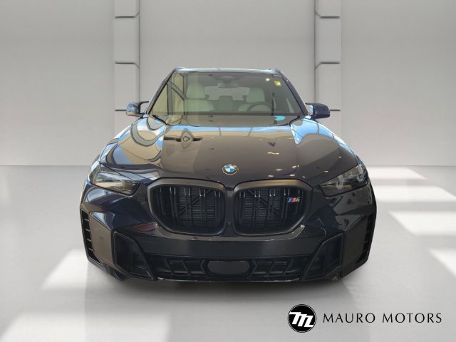 New 2026 Black BMW M60i image 5