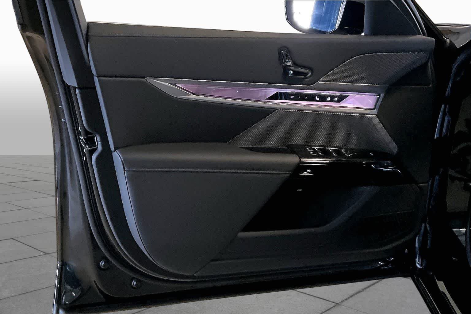 New 2026 Black Sapphire Metallic BMW xDrive60 image 10