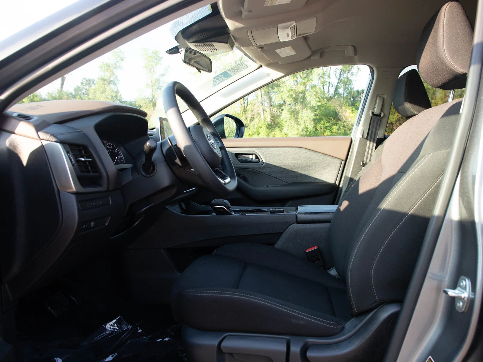 Used 2023 Gun Metallic Nissan S image 22