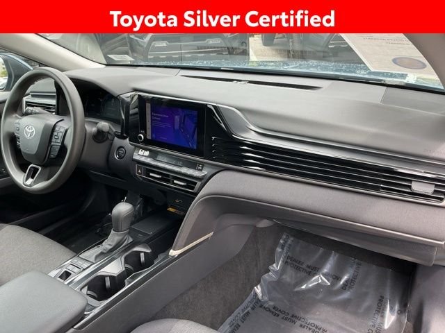 Used 2025  Toyota LE image 32