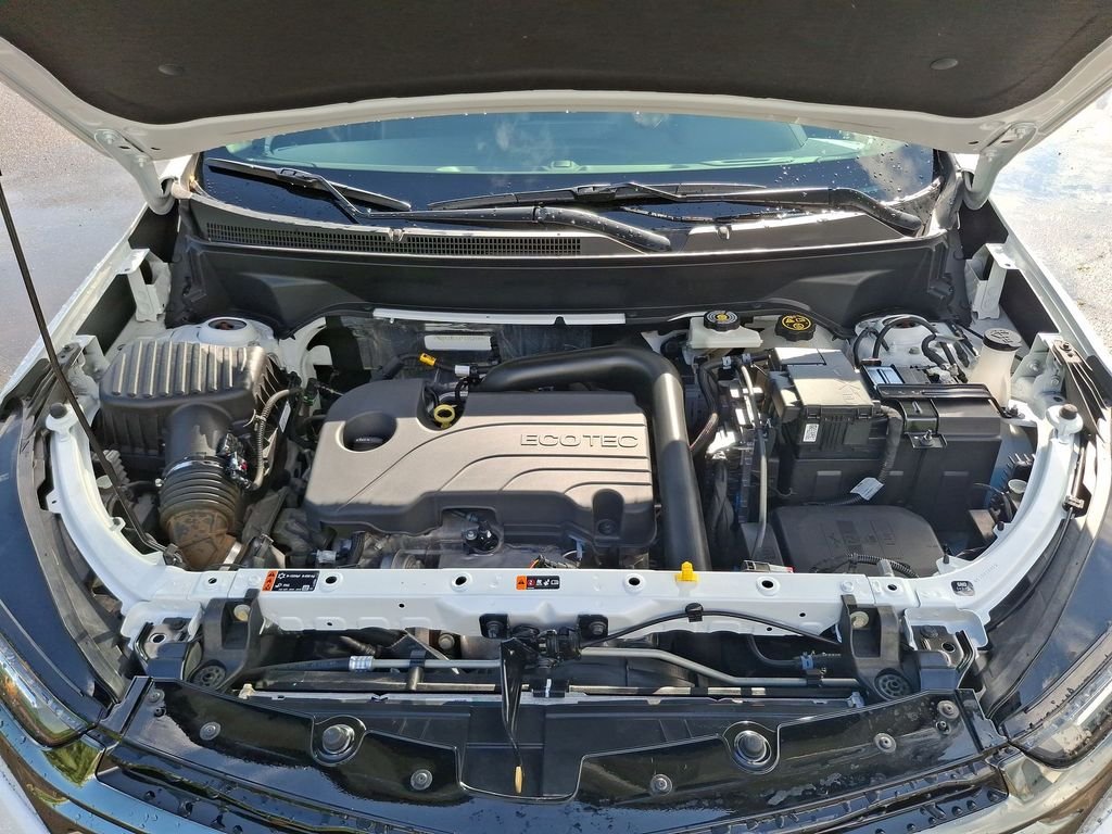Used 2023 White Chevrolet RS image 17