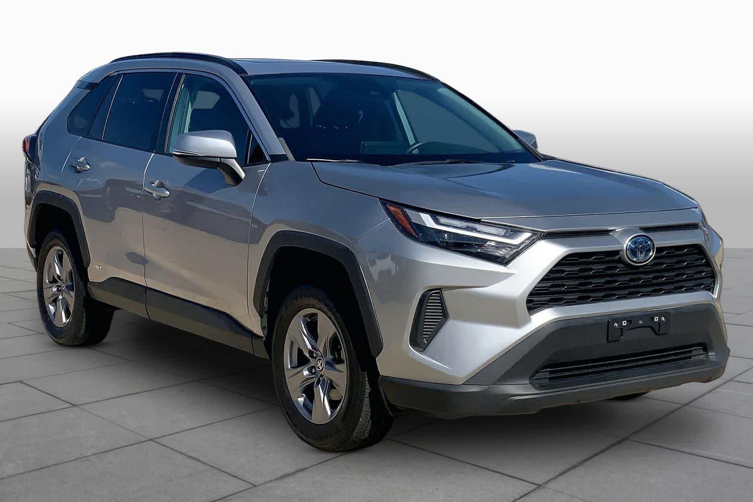 Used 2022 Silver Sky Metallic Toyota Hybrid XLE image 2