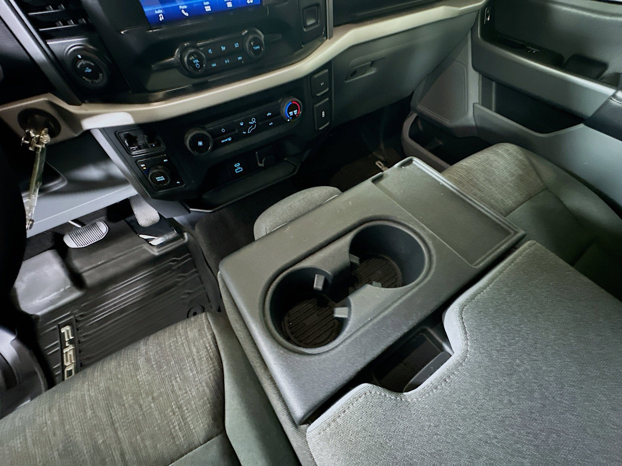 Used 2022 Blue Metallic Ford XLT image 21
