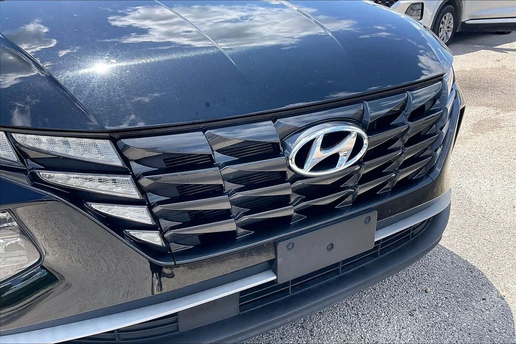 Used 2024 Black Hyundai SEL image 34