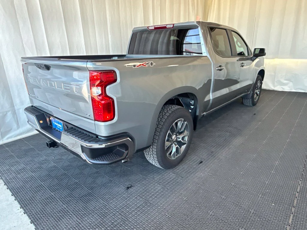 New 2026 Gray Chevrolet LT image 4