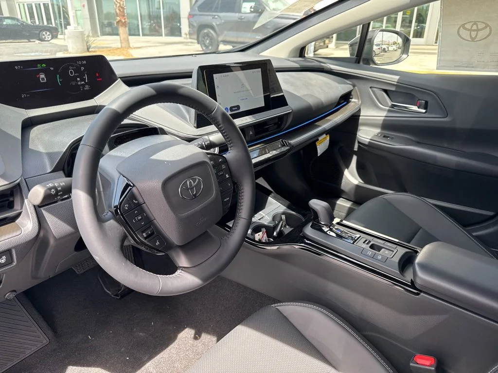 2026 Toyota Prius Plug-in Hybrid Nightshade - Photo 8