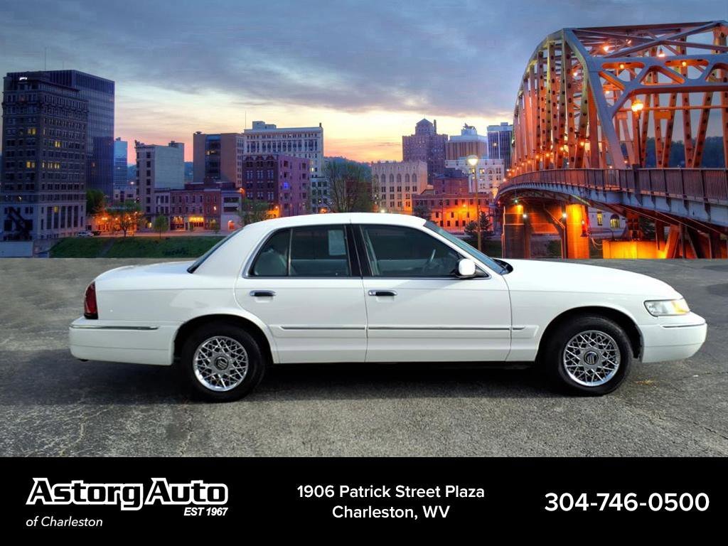 1999 Mercury Grand Marquis GS photo 2