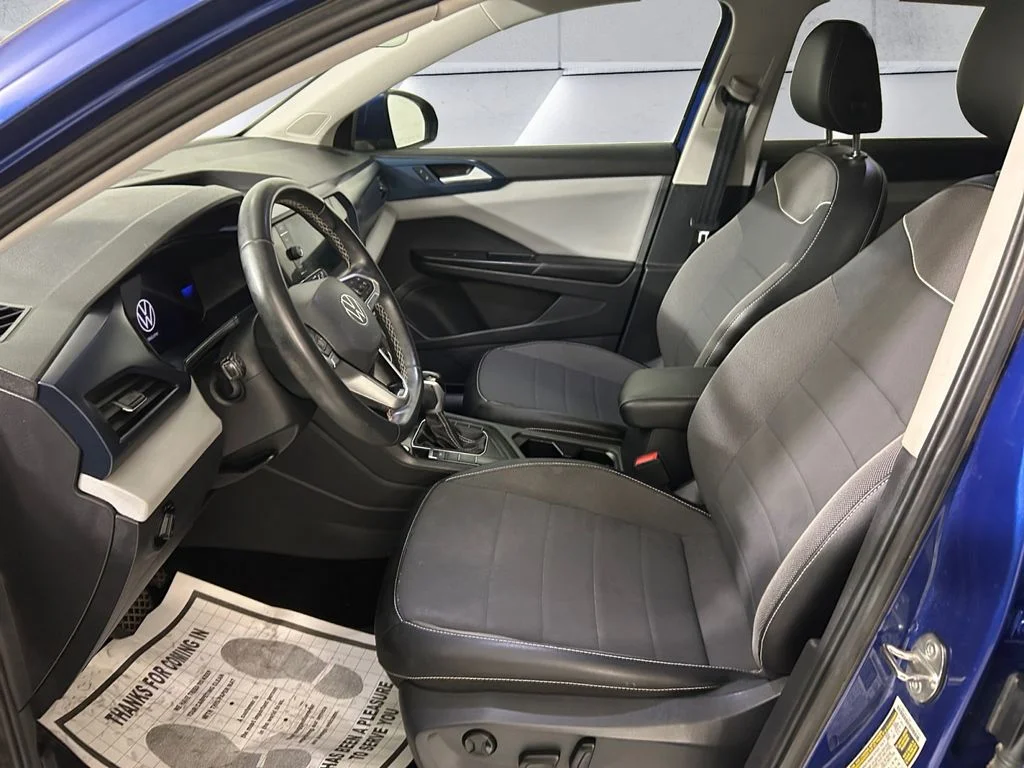 Used 2023 Blue Volkswagen 1.5T SE image 7