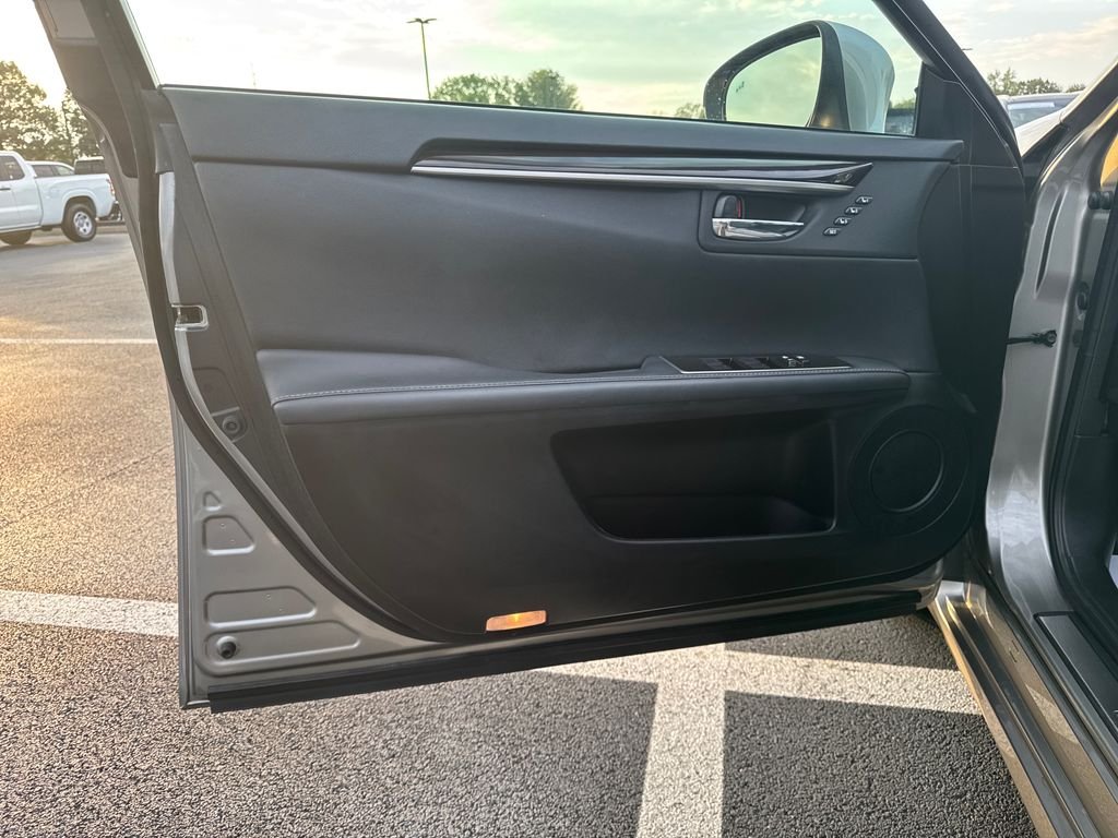 Used 2018 Silver Lexus 350 image 12