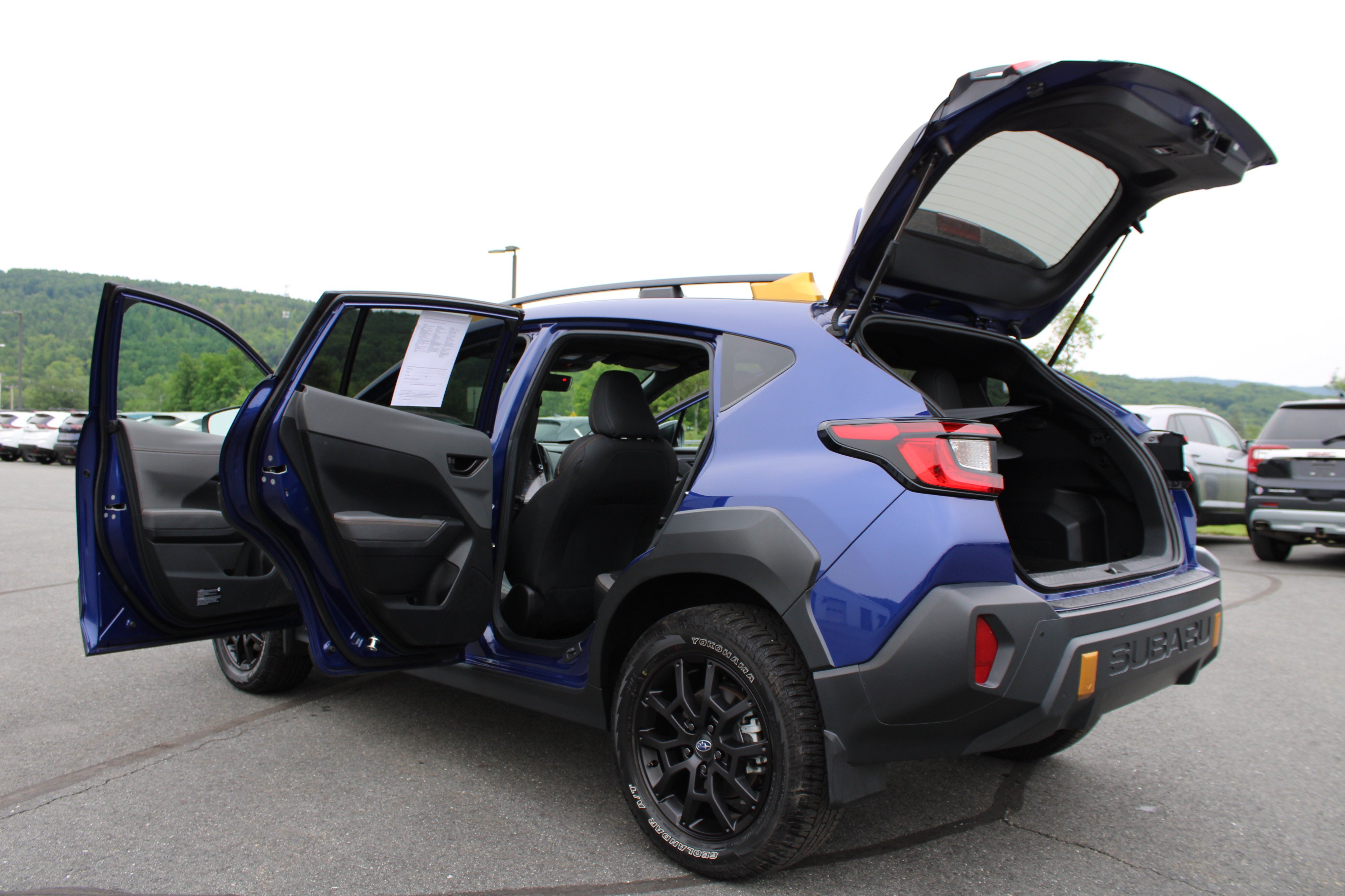 Used 2025 Sapphire Blue Pearl Subaru Wilderness image 16