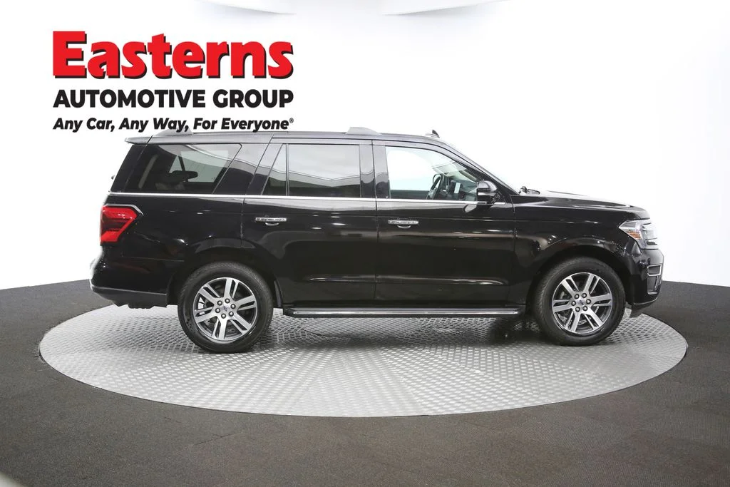 Used 2023 Black Ford Limited image 45