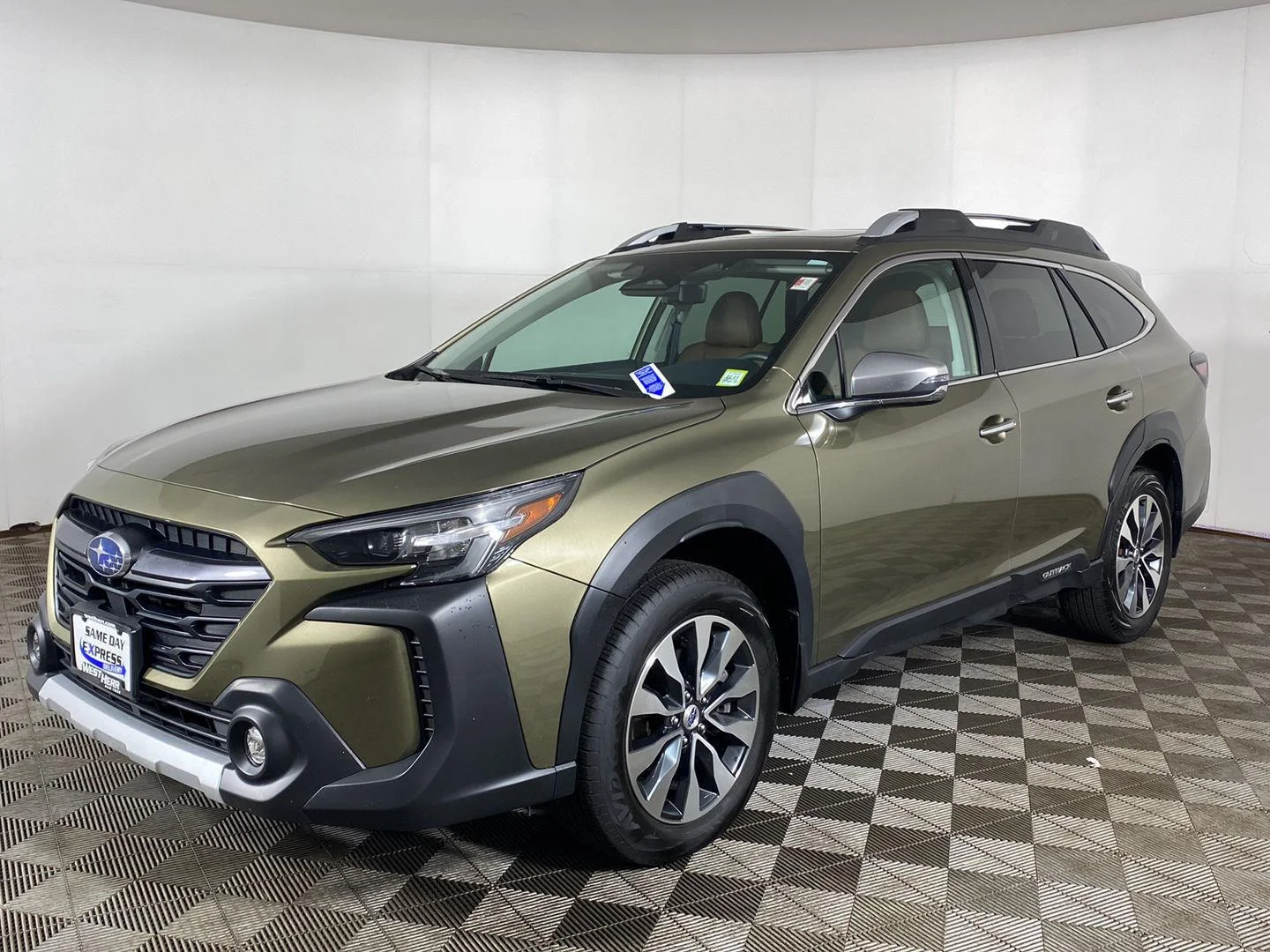 Used 2024 Autumn Green Metallic Subaru Touring image 10