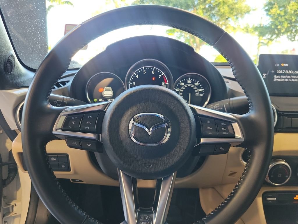 Used 2025 White Mazda Grand Touring image 13