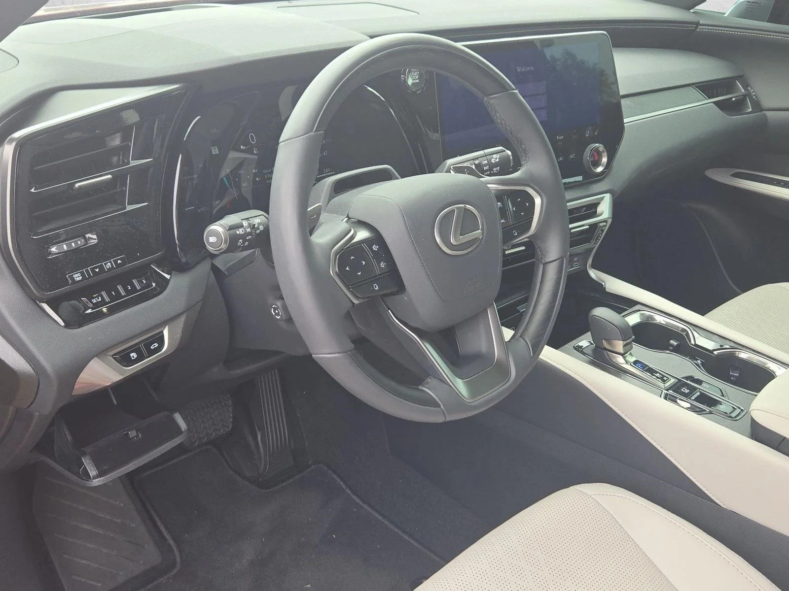 Certified Used 2025 Matador Red Mica Lexus RX 350 Premium Plus image 9