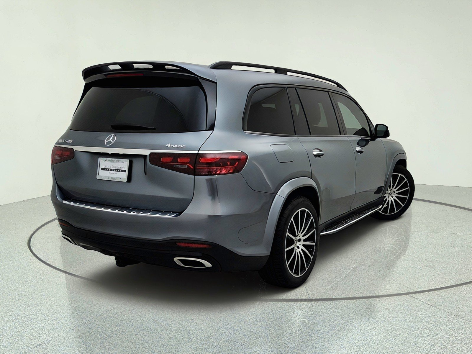 Used 2024 Selenite Grey Metallic Mercedes-Benz GLS 580 image 9