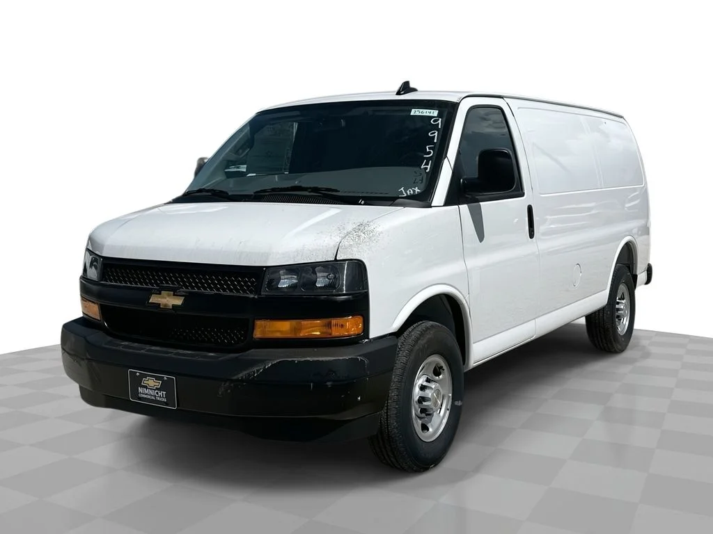 2025 Chevrolet Express 2500 Work Van HD's photo