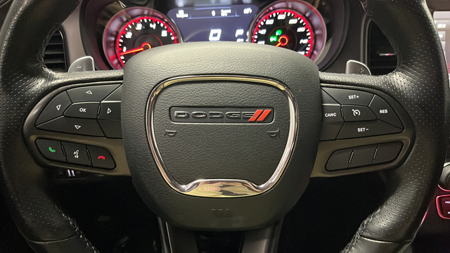 Used 2023 White Knuckle Clearcoat Dodge R/T image 15