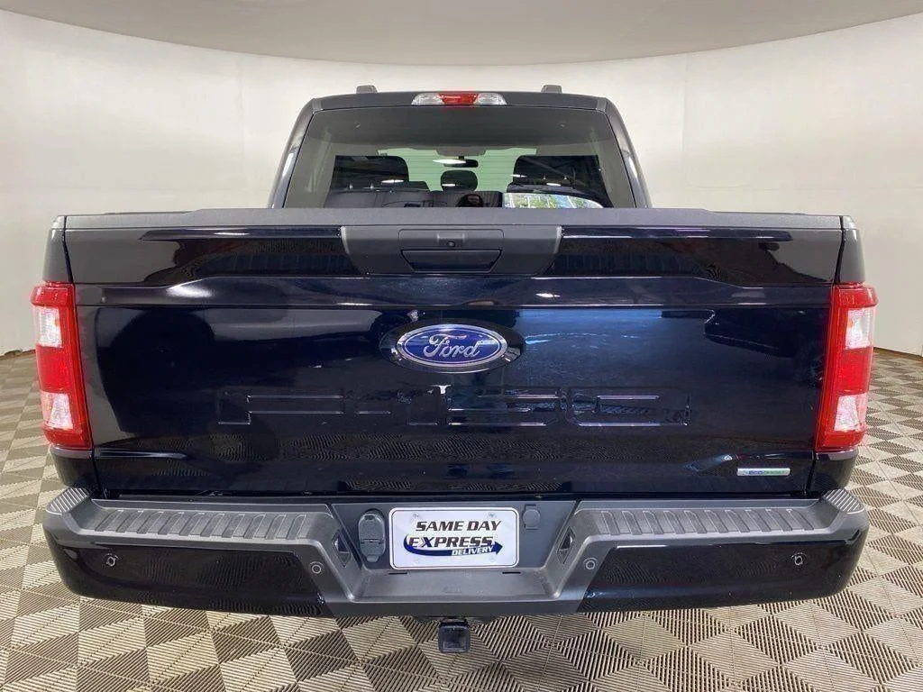 Used 2021 Agate Black Metallic Ford XL image 39