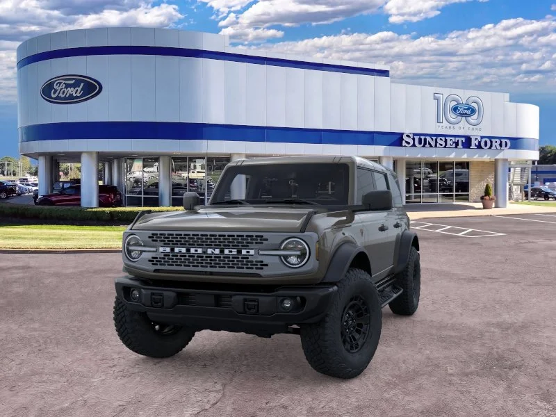 New 2026 Marsh Gray Ford Badlands image 2