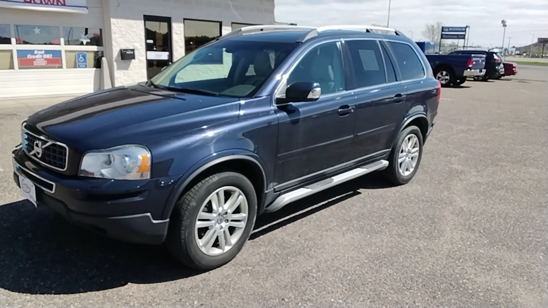 Used 2012 Gold Volvo  image 1