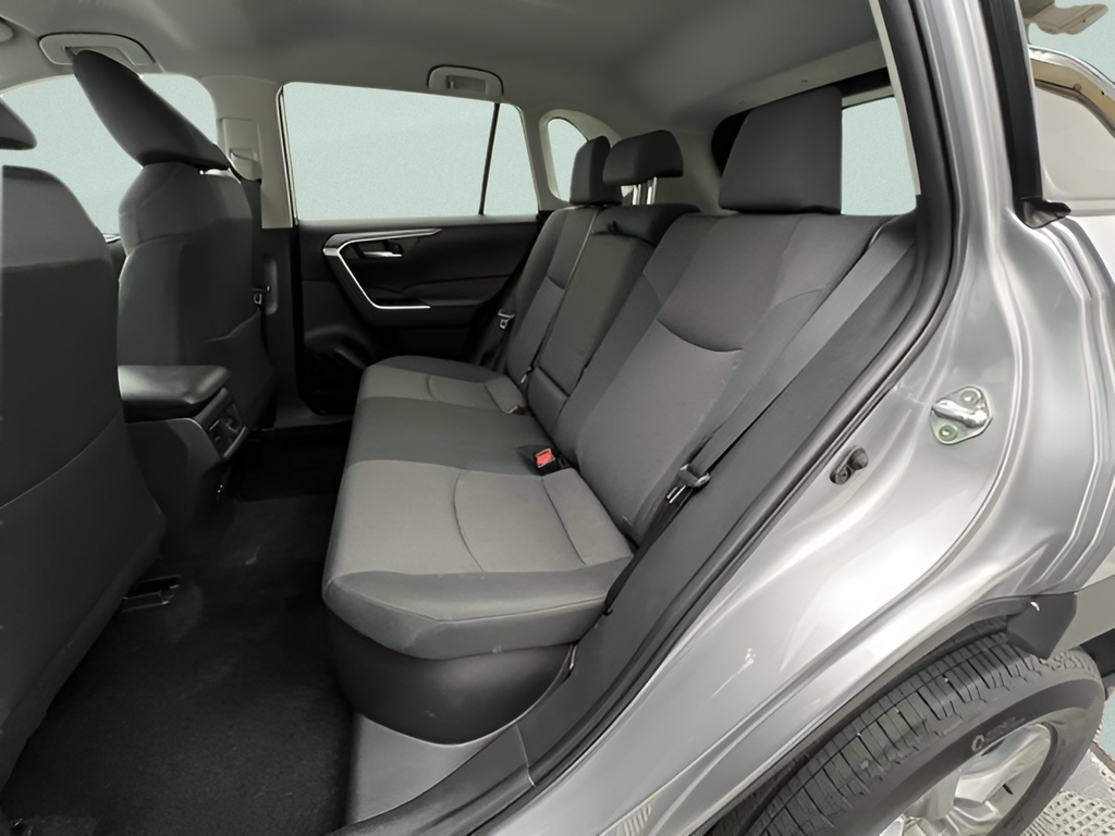 Used 2025 Silver Sky Metallic Toyota XLE image 35