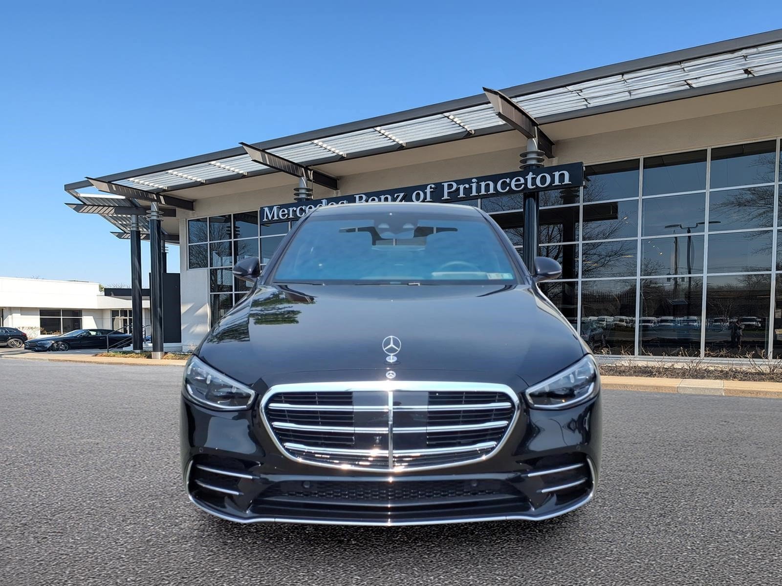 Certified Used 2023 Black Mercedes-Benz S 580 4MATIC® Sedan image 8