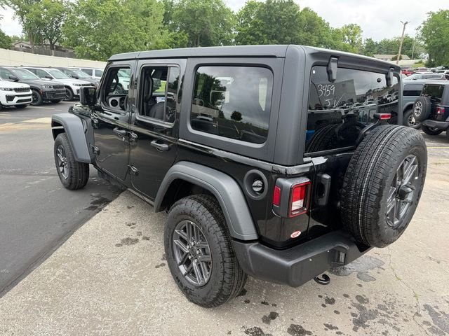 New 2026 Black Clear-Coat Exterior Paint Jeep Sport S image 10
