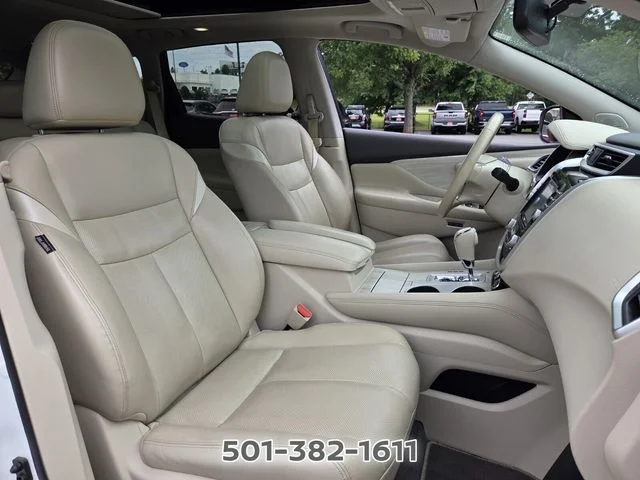 Used 2017 White Nissan Platinum image 18