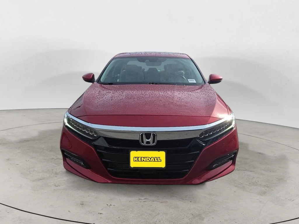 Used 2018 Red Honda Touring 2.0T image 2