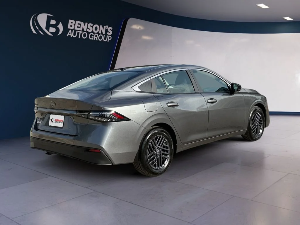 New 2027 Gray Nissan SV image 5