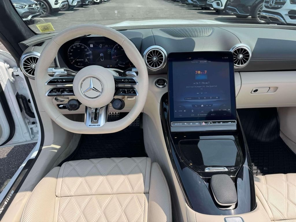 Certified Used 2022 MANUFAKTUR Moonlight White Metallic Mercedes-Benz SL 55 AMG® image 5