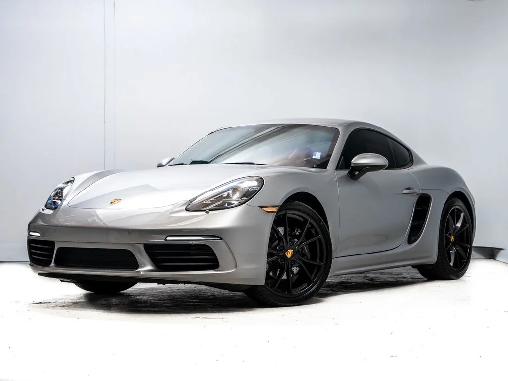 2024 Porsche 718 Cayman Style Edition's photo