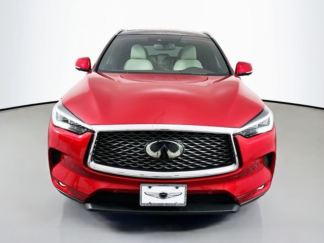 Used 2020 Red INFINITI Autograph image 2