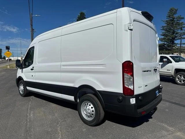 New 2026 Oxford White Ford Cargo Van image 6