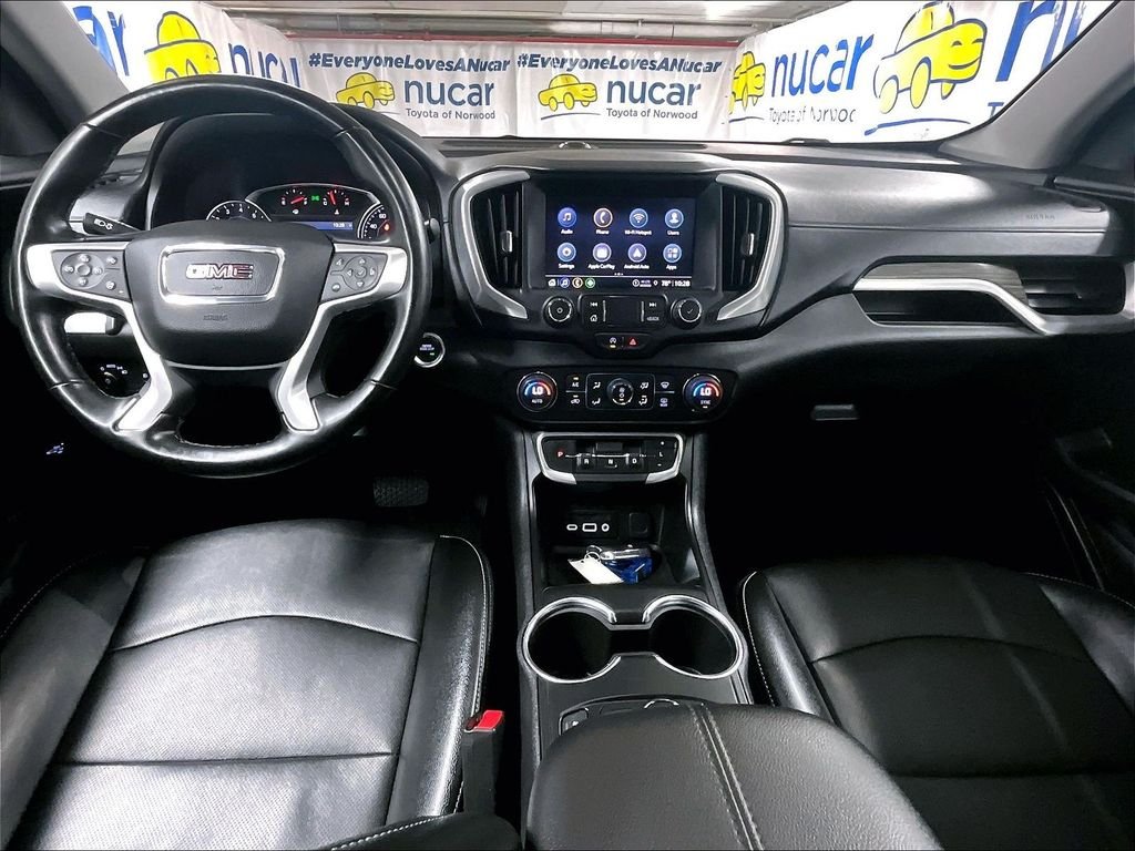 Used 2024 Black GMC SLT image 20