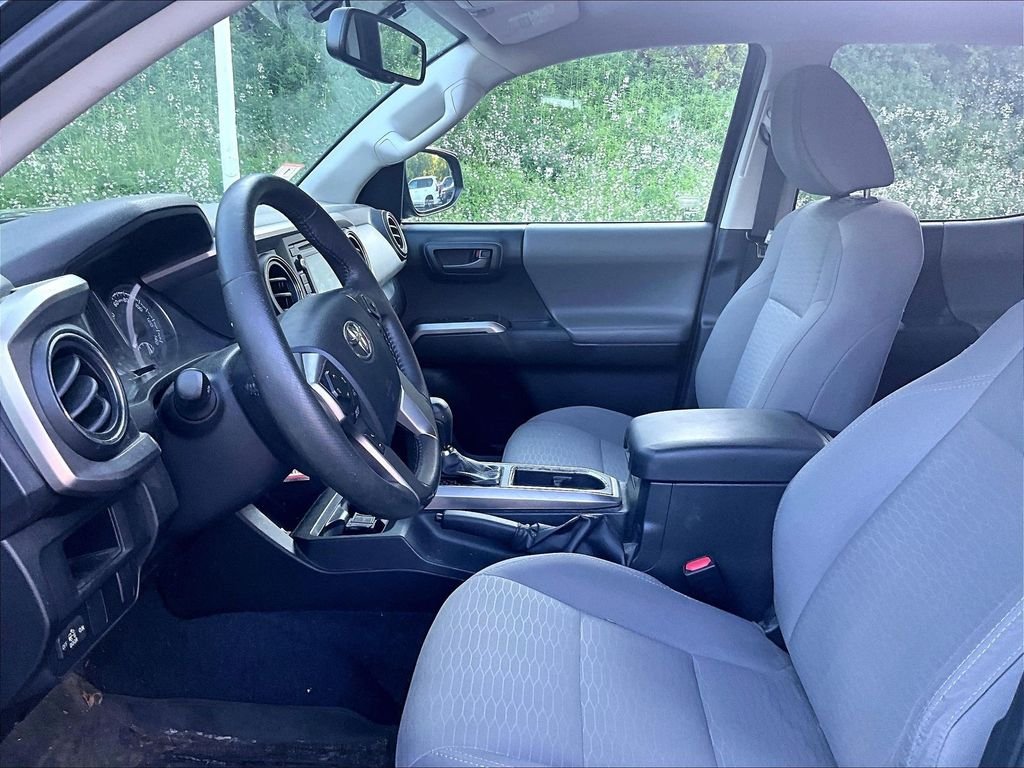 Used 2017 Black Toyota SR5 image 4