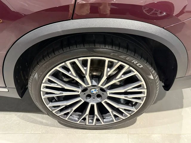 Certified Used 2024 Ametrin Metallic BMW xDrive40i image 10