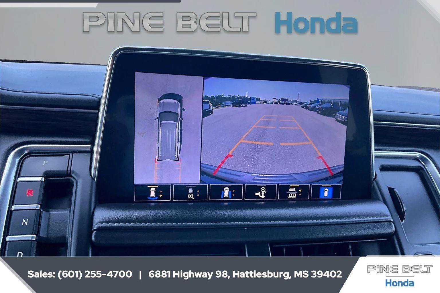 Used 2021 Black Chevrolet Z71 image 15