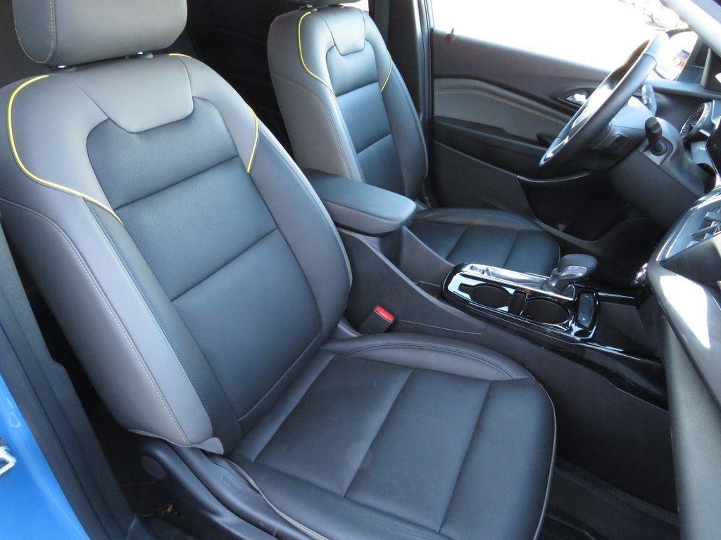 Used 2025 Marina Blue Chevrolet ACTIV image 26