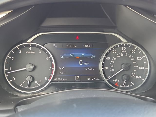 Used 2019 Pearl White Nissan SL image 27