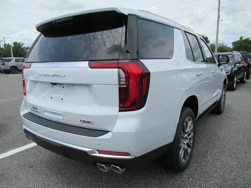 Used 2026 White GMC Denali image 7